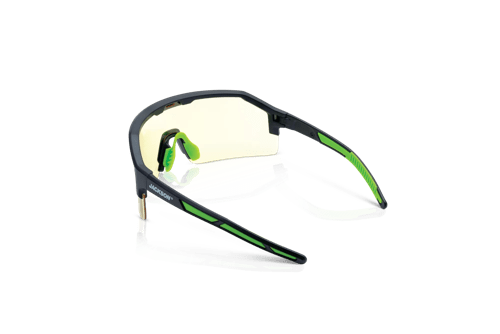 Maxview+ Safety Glasses - Black Frame - Amber Anti-Fog Lens product photo