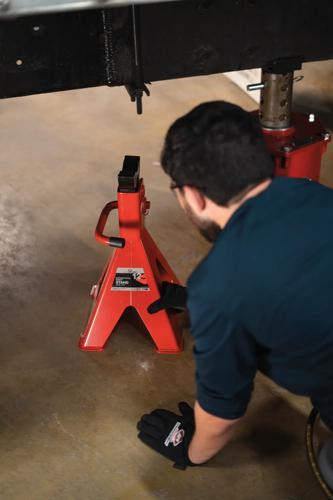 12-Ton Double-Locking Ratcheting Jack Stand Set product photo