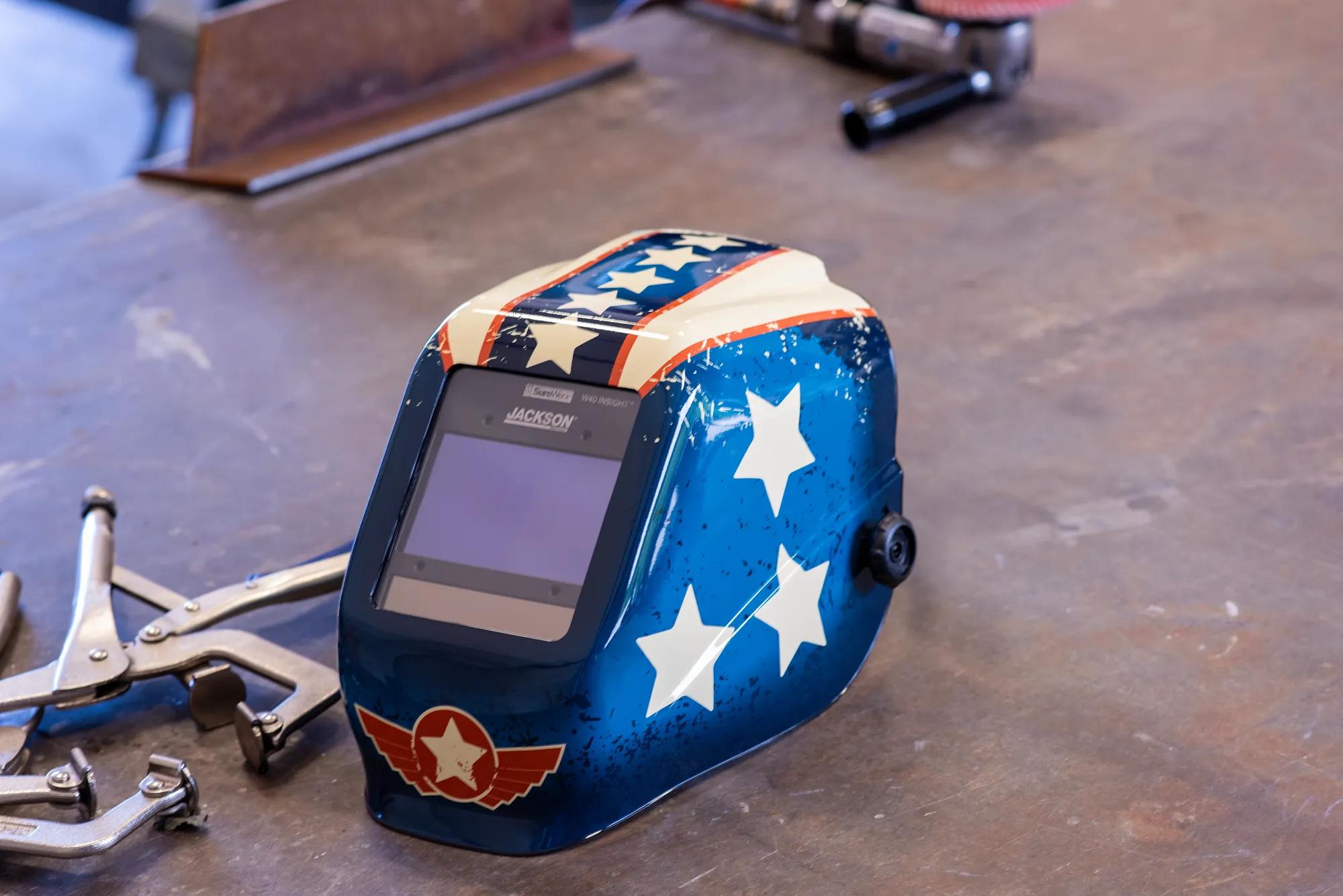 HLX 100 Welding Helmet – Insight Variable ADF – Stars and Scars