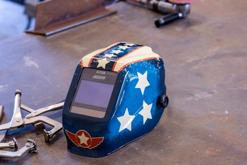 HLX 100 Welding Helmet – Insight Variable ADF – Stars and Scars